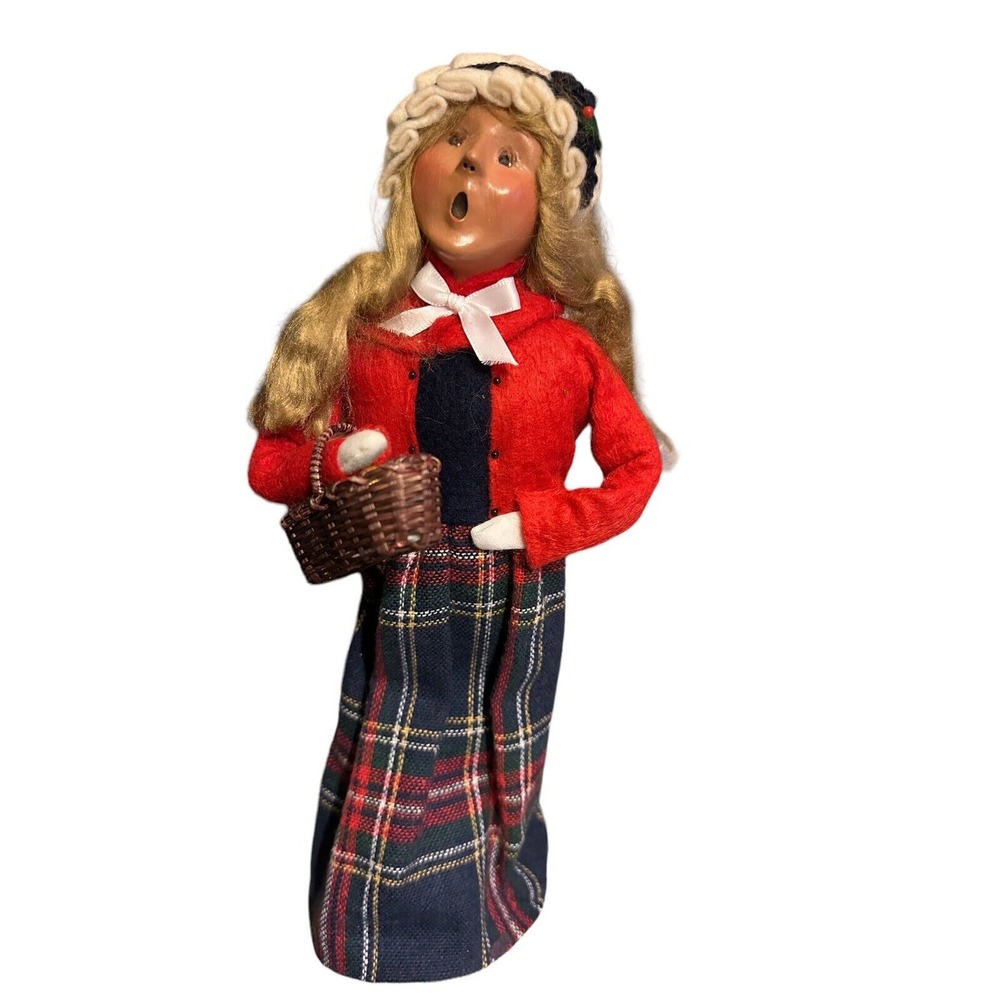 Byers Choice Carolers 1998 Basket Fruit Plaid Skirt Bonnet‎ Blonde Woman